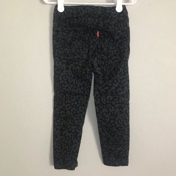 Levi’s Toddler Girls Leapord Print Pull-On Jegging - Picture 2 of 2